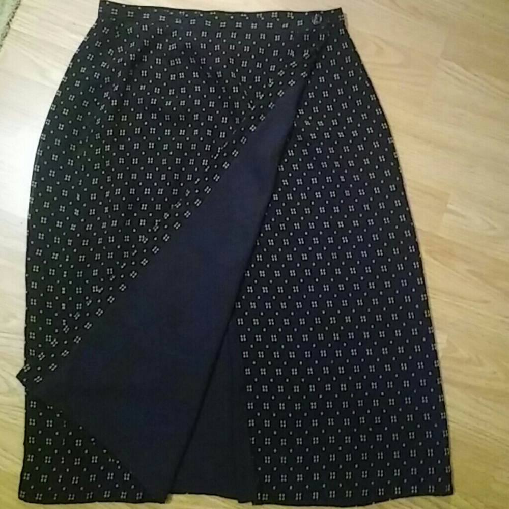 Talbots Navy and White Wrap Skirt